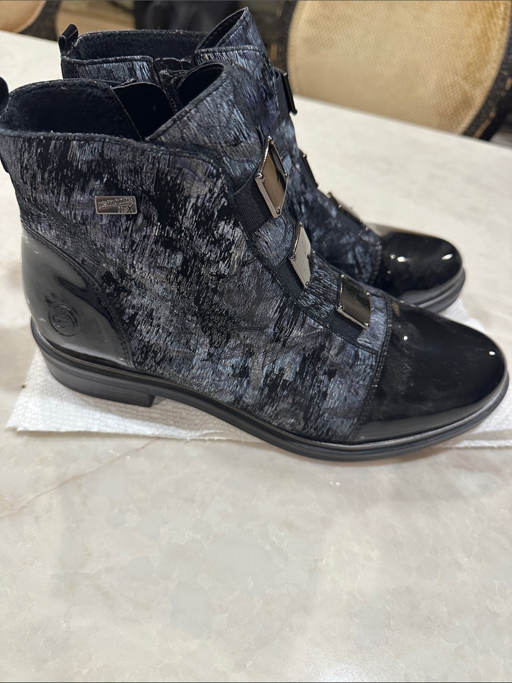 Remonte Black Textured Patent Toe Ankle Boots